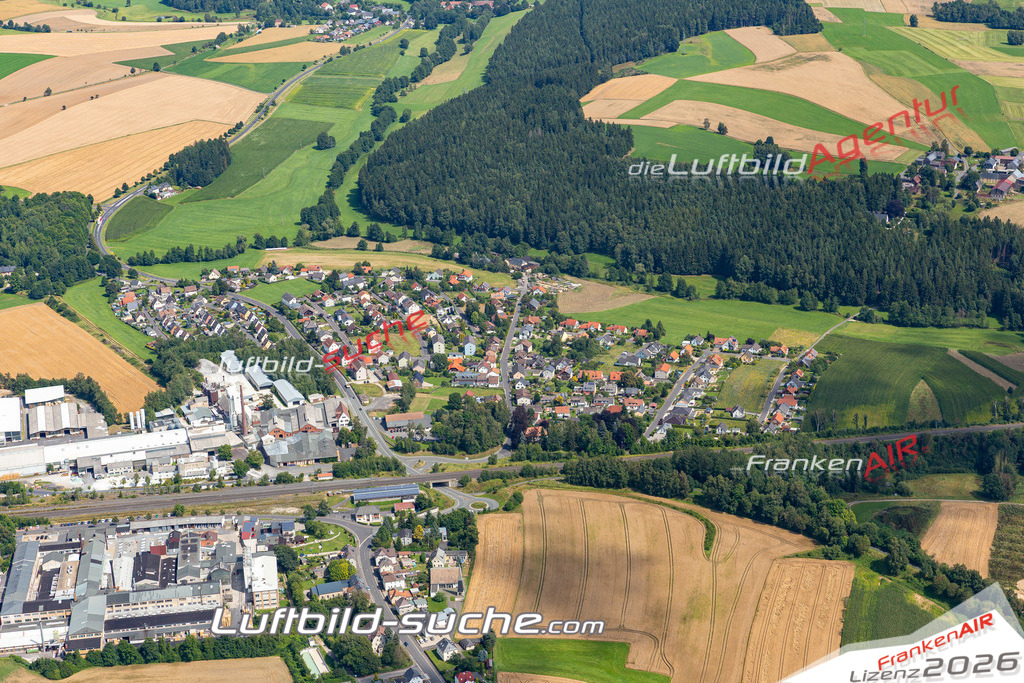 Aktuelles Luftbild von Holenbrunn Wunsiedel Kauf mit Lizenz / Bildrechten möglich- Die Luftaufnahme wurde 2021 mittels UL-Flugzeug erstellt ( keine Drohne ) - hochauflösende Kamera-Systeme von  Canon -Beste Qualität - Für grossformatige Ausdrucke geeignet. Die Geschenkidee !