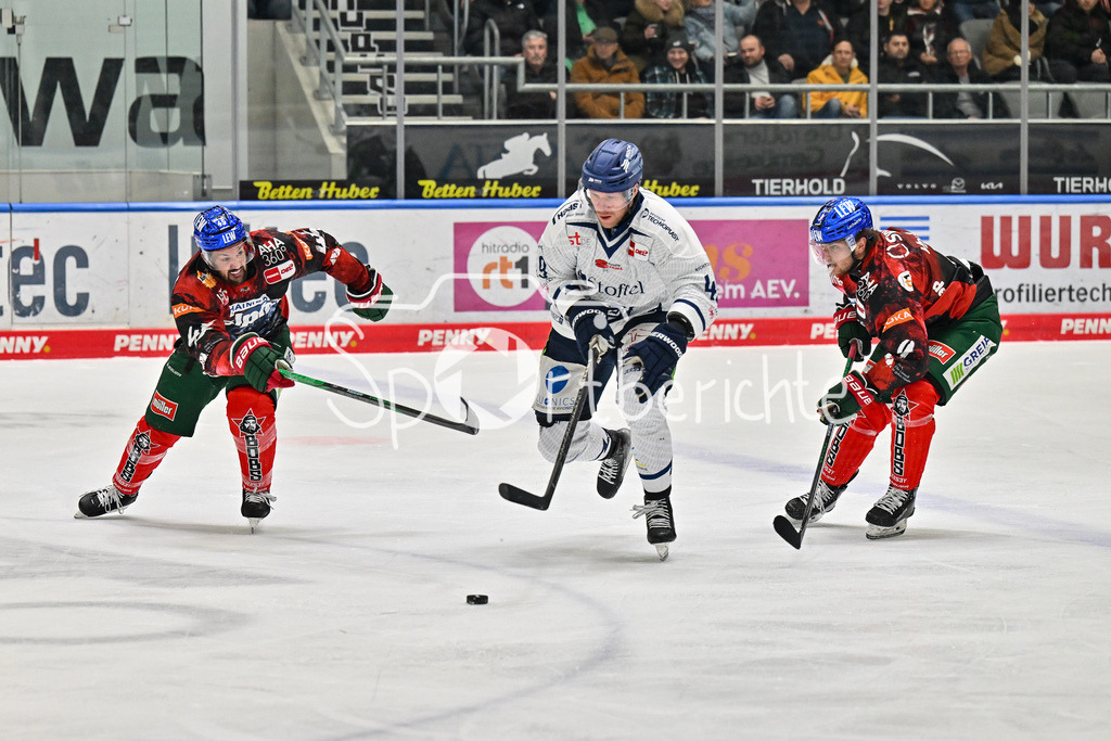Augsburger Panther - Straubing Tigers | v. l. Jason BAST (Augsburger Panther #45), Marcel MUELLER (Straubing Tigers #49) und Justin VOLEK (Augsburger Panther #9) / Duell / DEL: Augsburger Panther - Straubing Tigers, Curt Frenzel Stadion am 29.11.2024