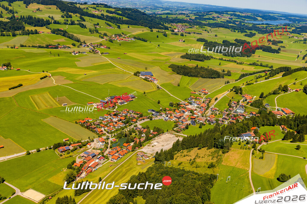 Luftaufnahme von Kranzegg Rettenberg Bild- Das Luftbild wurde 2025 vom UL-Flugzeug heraus erstellt ( keine Drohne ) - Hochauflösende Luftaufnahme -Nicht vergleichbar mit Google Maps oder Satelittenbilder- Die Geschenkidee !Mit Lizenz und Bildrechte bestellbar