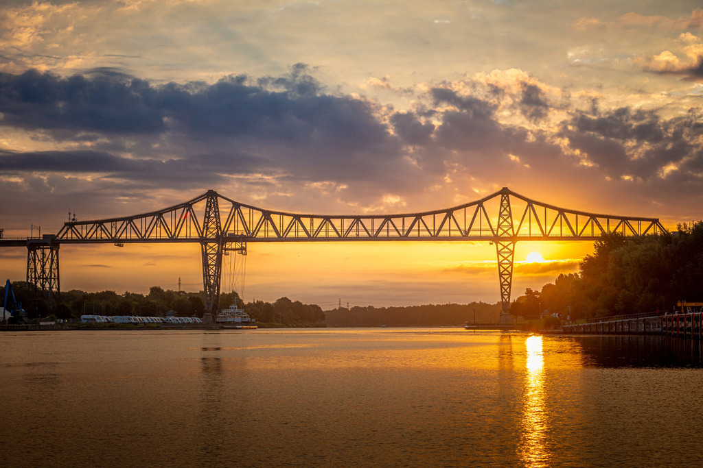 CCM_3519 | Entdecken Sie hochwertigen Fotodruck auf Leinwand, Acrylglas, Alu-Dibond und weiteren Materialien bei Fotodruck Online. Gestalten Sie individuelle Wandbilder in bester Qualität – ideal für besondere Erinnerungen und stilvolle Dekorationen. 