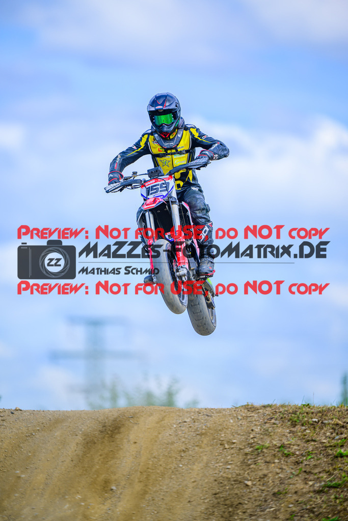 MaZZes_FotoMatrix_240713_6007705_9940 | S3