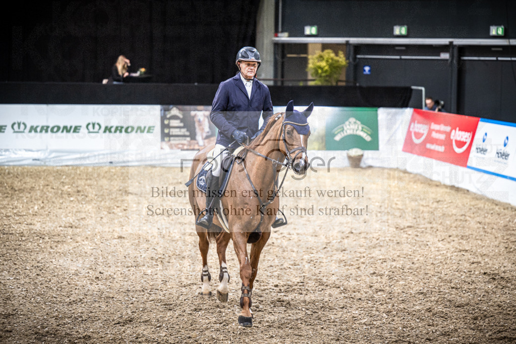 DOS_1961 | Entdecke hochwertige Reitturnierfotos von Foto Oger. Professionell, emotional und authentisch – jetzt Lieblingsmomente im Shop bestellen.Deutschlandweite Turnierfotografie. - Realisiert mit Pictrs.com