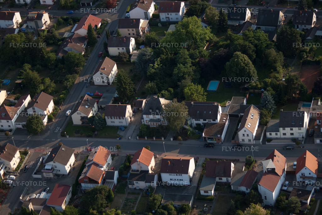 Luftbild: Vom-Stein-Straße im Ortsteil Dannstadt in Dannstadt-Schauernheim im Bundesland Rheinland-Pfalz in Deutschland. Foto: IMG_68953.jpg vom 24.06.2014 durch Werner Riehm/FLY-FOTO.de