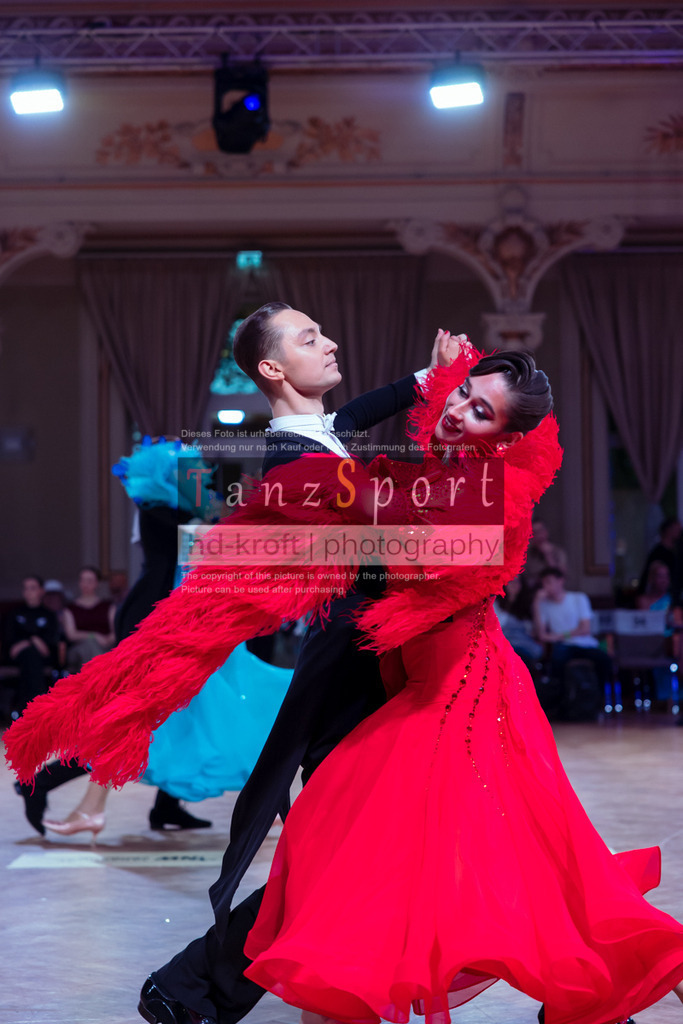 20250705_WDSF_Open_RS_Std-dC25-4335 | Tanzsportbilder, Standardtanz, Lateintanz, WDSF, DTV, LTVB, dancecomp, goc, hessen tanzt, blaues band der spree, walzer, tango, wiener walzer, slowfox, quickstepp, samba, rumba, cha-cha-cha, paso doble. jive, hd-kroft photography, turniertanzsport