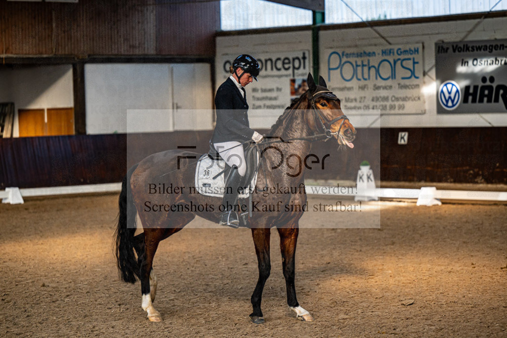 20240308-DOS_4586 | Entdecke hochwertige Reitturnierfotos von Foto Oger. Professionell, emotional und authentisch – jetzt Lieblingsmomente im Shop bestellen.Deutschlandweite Turnierfotografie. - Realisiert mit Pictrs.com