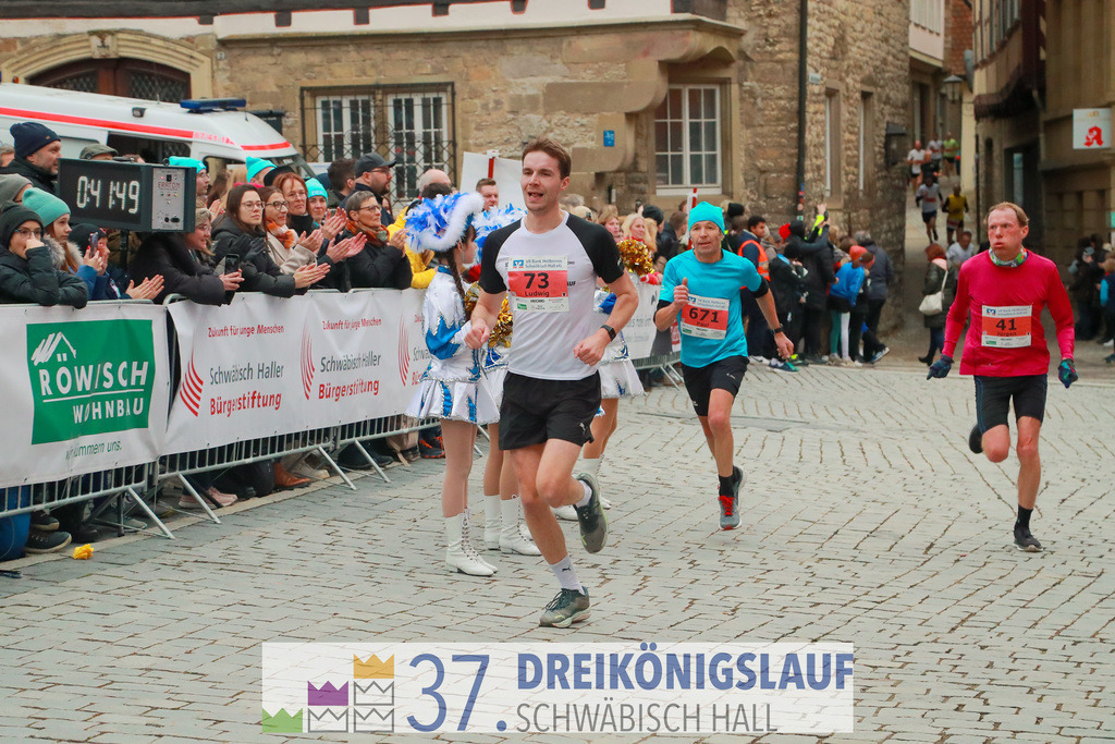 VR Bank Hauptlauf 10000m | 3 Koenigslauf 2023 - Realisiert mit Pictrs.com