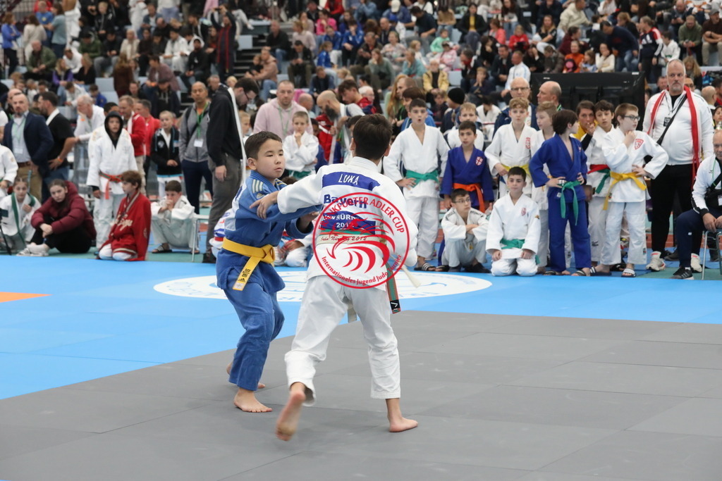 1J7A1867 | Fotos vom Adler Cup - Pictures from Adler Cup

Hier findet Ihr alle Eindrücke und großen Momente der Adler Cup Wochenenden. Here you will find all impressions and great moments of the Adler Cup weekends. - Realisiert mit Pictrs.com