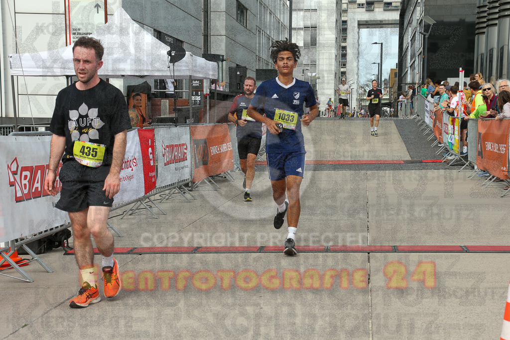 250920_1324_EX1_4353 | Sportfotografie im Rhein-Sieg Kreis, Köln, Bonn, NRW, Rheinland Pfalz, Hessen, etc. Unser Tätigkeitsfeld umfasst den Laufsport vom Volkslauf über den Marathon, Duathlon, Triathon bis zum Ultralauf wie Kölnpfad Ultra oder Schindertrail.