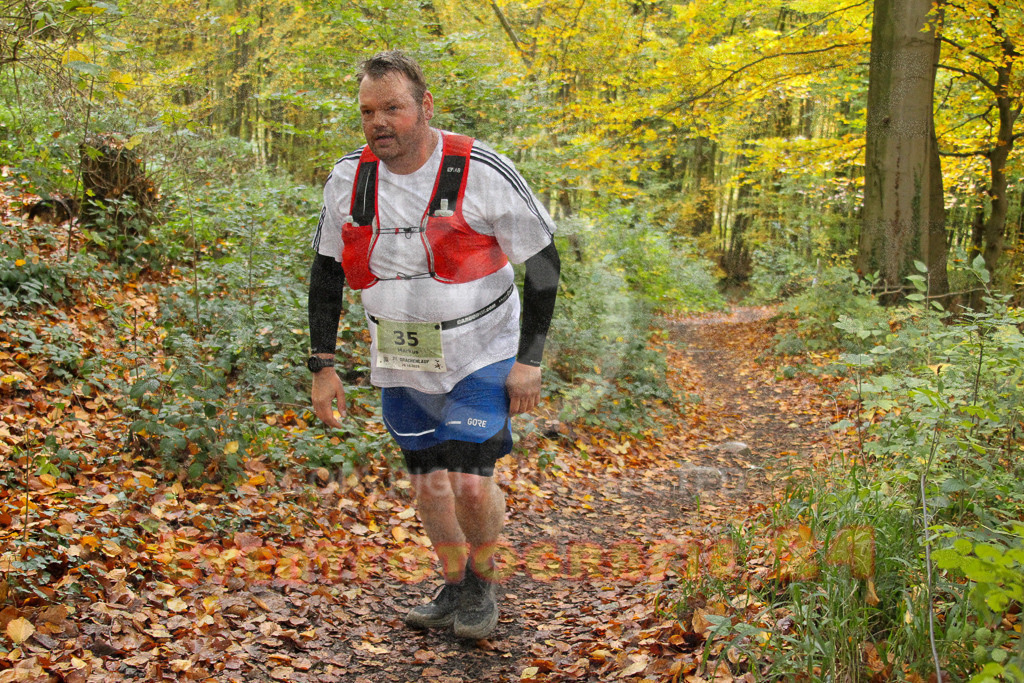 251026_1347_EV4_7047 | Sportfotografie im Rhein-Sieg Kreis, Köln, Bonn, NRW, Rheinland Pfalz, Hessen, etc. Unser Tätigkeitsfeld umfasst den Laufsport vom Volkslauf über den Marathon, Duathlon, Triathon bis zum Ultralauf wie Kölnpfad Ultra oder Schindertrail.