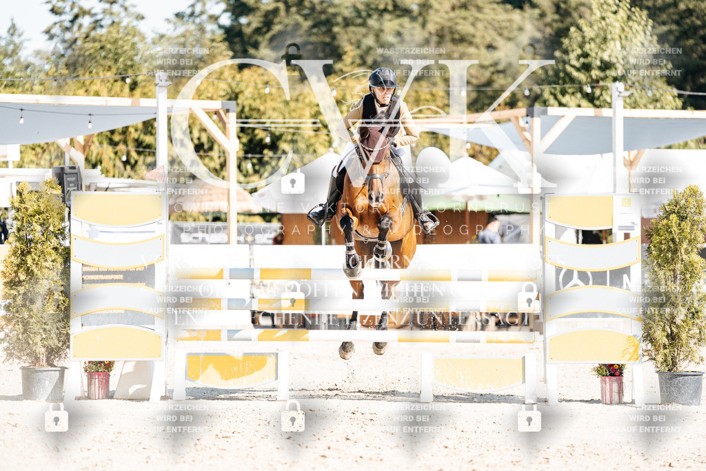 CK902389 | Turnierfotografie Pferdefotografie Trier Rheinland-Pfalz Pferdesport Reitsport Tierfotografie Sportfotografie Pferdevideo Pferdevideografie Equestrianvideography equestrianphotography  - Realisiert mit Pictrs.com