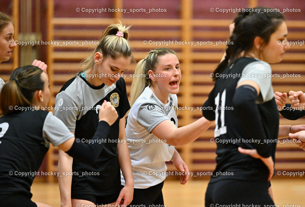 Askö Volley Eagles vs. Brückl Hot Volleys 5.4.2023 | Jubel Askö Volley Eagles Mannschaft, #26 KUVEK Iva, #13 BEBEKAJLO Vanessa