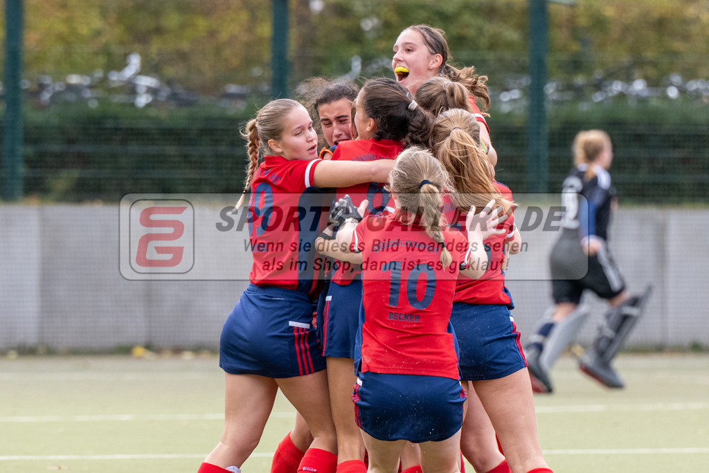 SFE_20231022_0167 | Deutsche Meisterschaft Weibliche U16 Finale Uhlenhorst Mülheim - Düsseldorfer HC am 22.10.2023 in Köln (Düsseldorfer Hockeyclub 1905 e.V.), Photo: Stephan Fehrmann 2023 (Sports-Gallery)