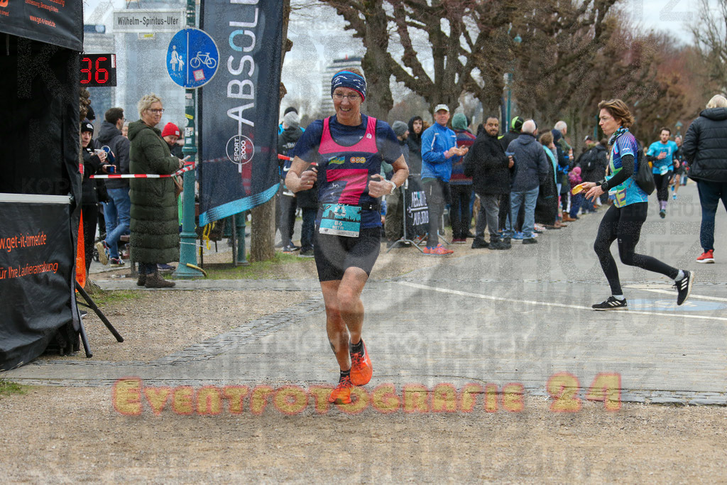 231231_1158_EX1_4804 | Sportfotografie im Rhein-Sieg Kreis, Köln, Bonn, NRW, Rheinland Pfalz, Hessen, etc. Unser Tätigkeitsfeld umfasst den Laufsport vom Volkslauf über den Marathon, Duathlon, Triathon bis zum Ultralauf wie Kölnpfad Ultra oder Schindertrail.