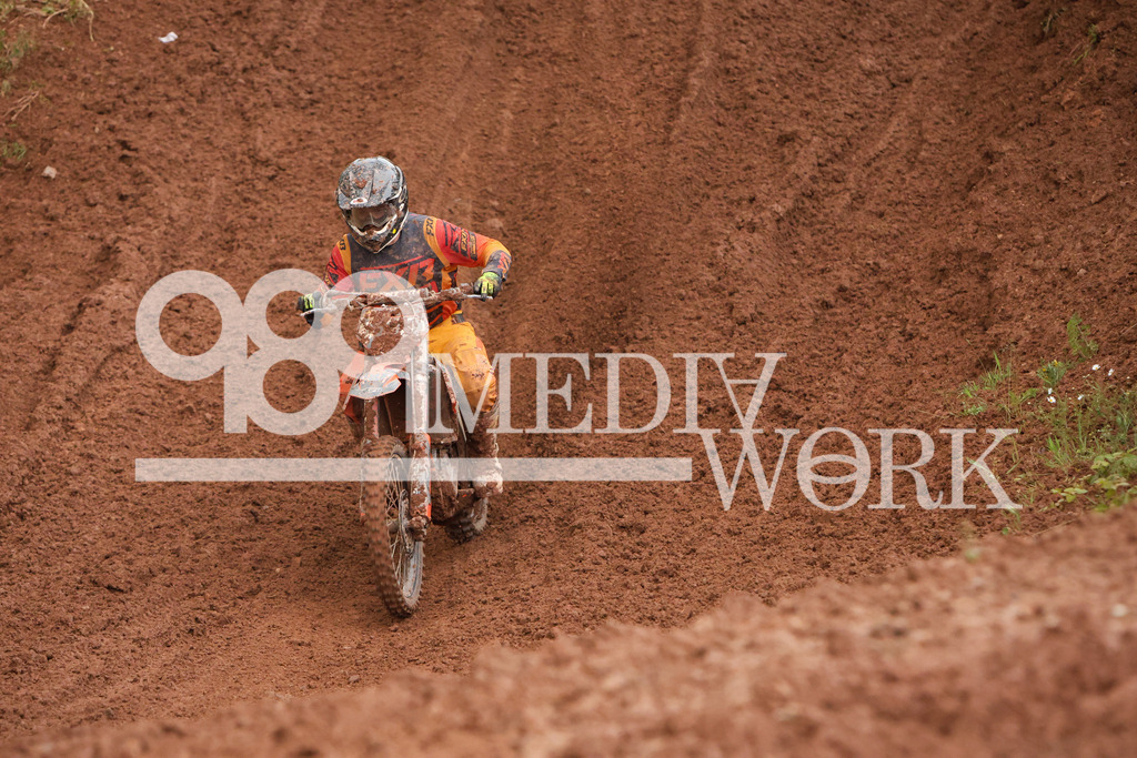 5E6A0080 | 989 MEDIAWORK