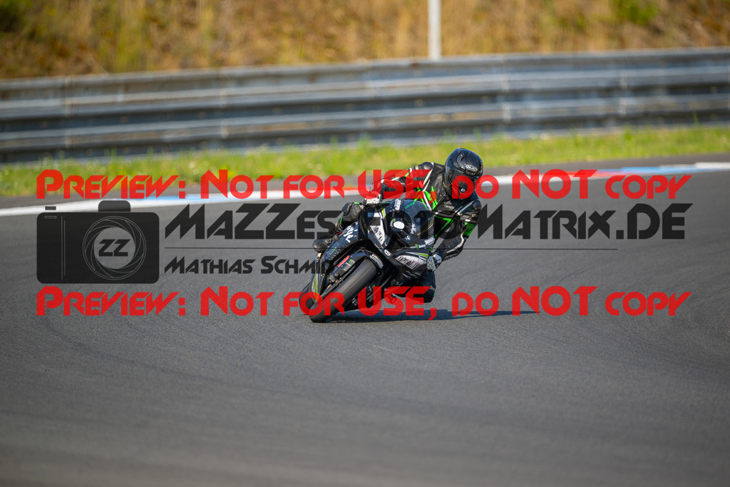 MaZZes-Fotomatrix-20260805-517950 | OPEN