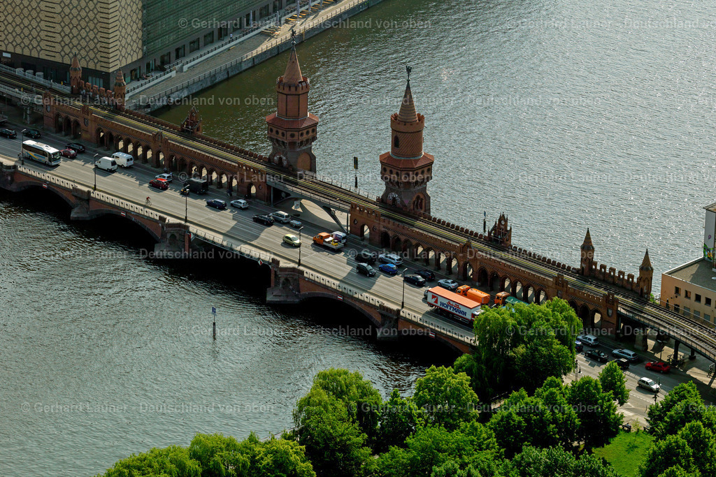 2790448 | Oberbaumbrücke in Berlin