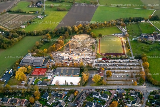 Bergkamen231103534 | Luftbild, Baustelle Neubau Hallenbad am Sportzentrum Weddinghofen, Eissporthalle, Freizeitstätte Im Häupen
Fußballstadion und Leichtathletikstadion des VfK Weddinghofen 1920 e.V., Tennisclub Bergkamen-Weddinghofen, Häupenweg, Weddinghofen, Bergkamen, Ruhrgebiet, Nordrhein-Westfalen, Deutschland