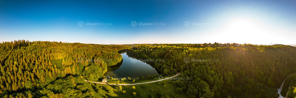 Blick auf den Herrenbachstausee in Adelberg | löwenblicke | shop