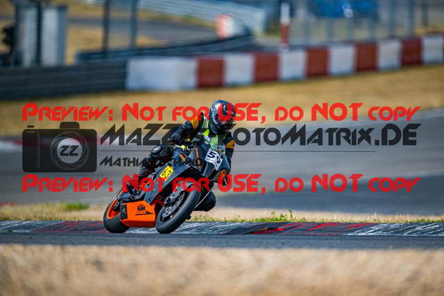 MaZZes_FotoMatrix_230719_0677 | GELB