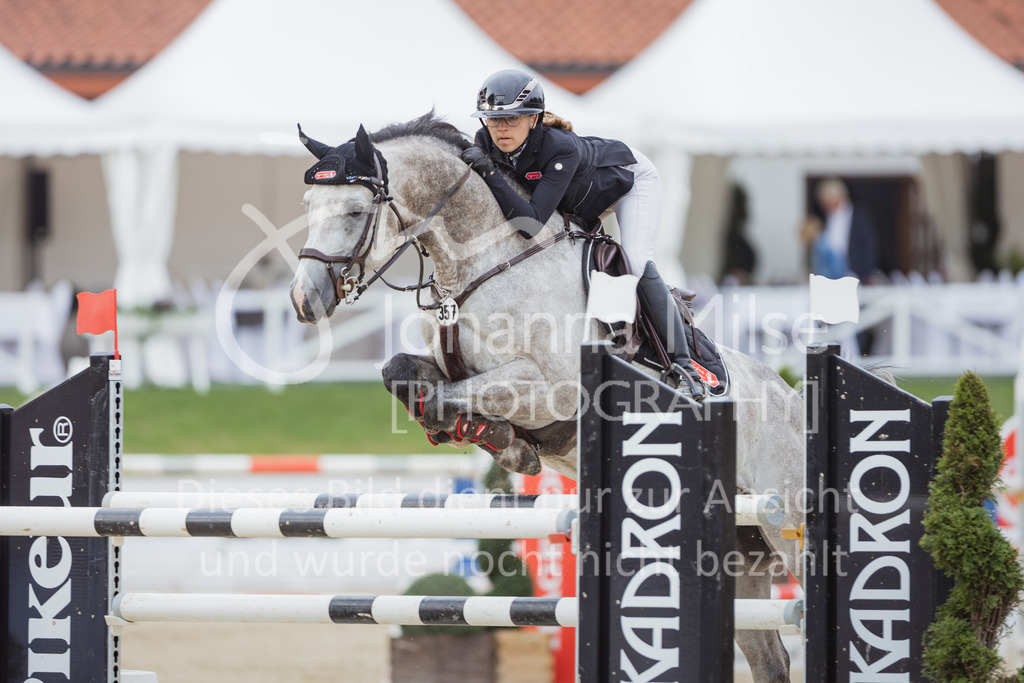 220731_BHO_BT_M1-Spr-124 | Deine schönsten Turniermomente als professionelle Fotos! Entdecke hochwertige Pferdesport-Fotografie im Online-Shop. Jetzt Fotos finden & bestellen!