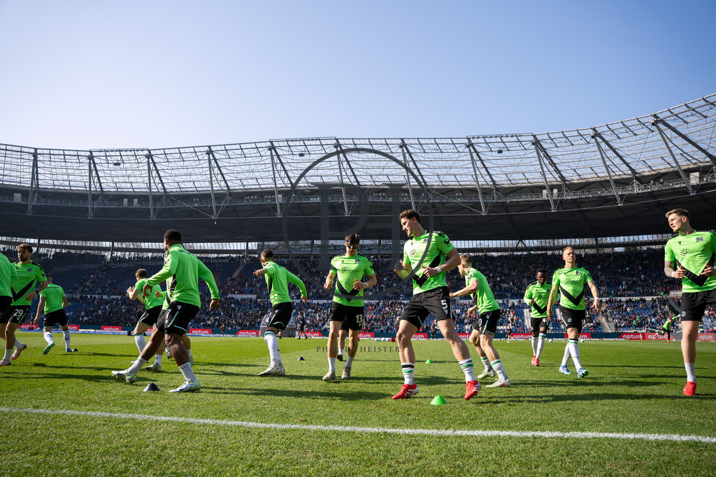 H96_BTSV-50 | Philipp-Heist - Realisiert mit Pictrs.com