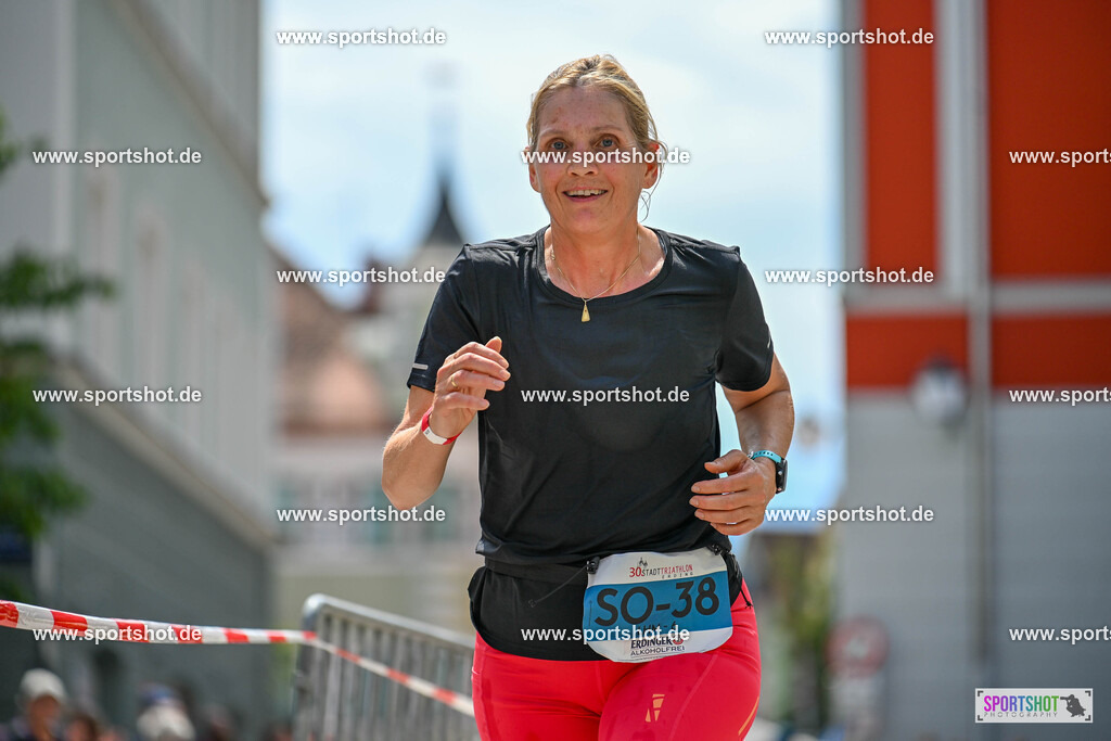 SZI_6677 | Stadttriathlon Erding 2025. #yourpictrs #sportshot_your_pictrs @Sportshotphotography #stadttriathlonerding Copyright: www.sportshot.de