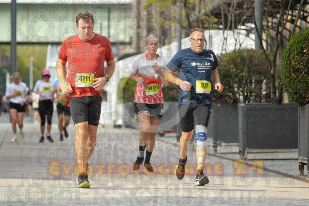 250920_1532_EV4_9093 | Sportfotografie im Rhein-Sieg Kreis, Köln, Bonn, NRW, Rheinland Pfalz, Hessen, etc. Unser Tätigkeitsfeld umfasst den Laufsport vom Volkslauf über den Marathon, Duathlon, Triathon bis zum Ultralauf wie Kölnpfad Ultra oder Schindertrail.