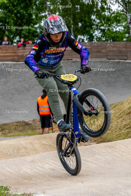 BayBMX2026-04932 | Fotogalerie von Thomas Dettweiler mit Eventbildern und lizenzfreien Fotos. Perfekt als Wandbild, für Büro, Website oder private Nutzung. - Realisiert mit Pictrs.com