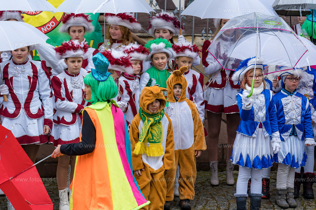 Festumzug_Benshausen_2023-0109 | Entdecken Sie die Schönheit von Veranstaltungen mit unserem Bildershop für professionelle Veranstaltungsfotos. Tauchen Sie ein in eine Welt voller lebendiger Bilder, die die Atmosphäre und die Emotionen von unvergesslichen Momenten einfangen. - Realisiert mit Pictrs.com