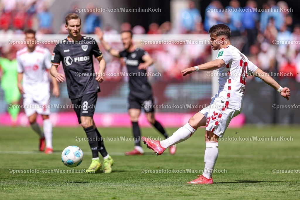 1FC20042501023 | 20.04.2025, Fußball, 1. FC Köln - Preußen Münster, 2.. Fußball Bundesliga, 30. Spieltag, RheinEnergie-STADION, Saison 2024 2025: Jan Thielmann (FC Koeln #29) DFB regulations prohibit any use of photographs as image sequences and or quasi-video.