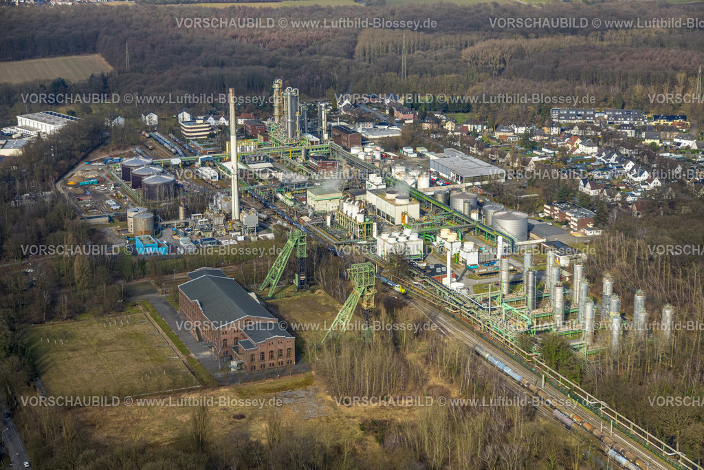 Gladbeck250201871 | Luftbild, Maschinenhalle Zweckel und zwei Fördergerüste, Ineos Phenol Chemiewerk, Zweckel, Gladbeck, Ruhrgebiet, Nordrhein-Westfalen, Deutschland