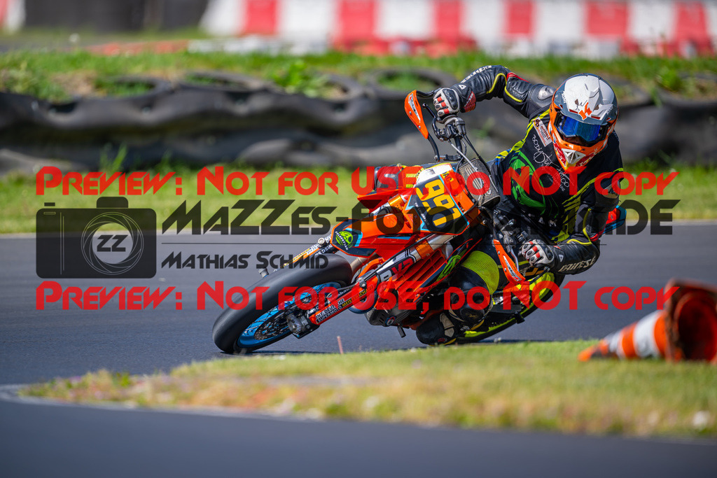 MaZZes-Fotomatrix-20260508-45219 | G4