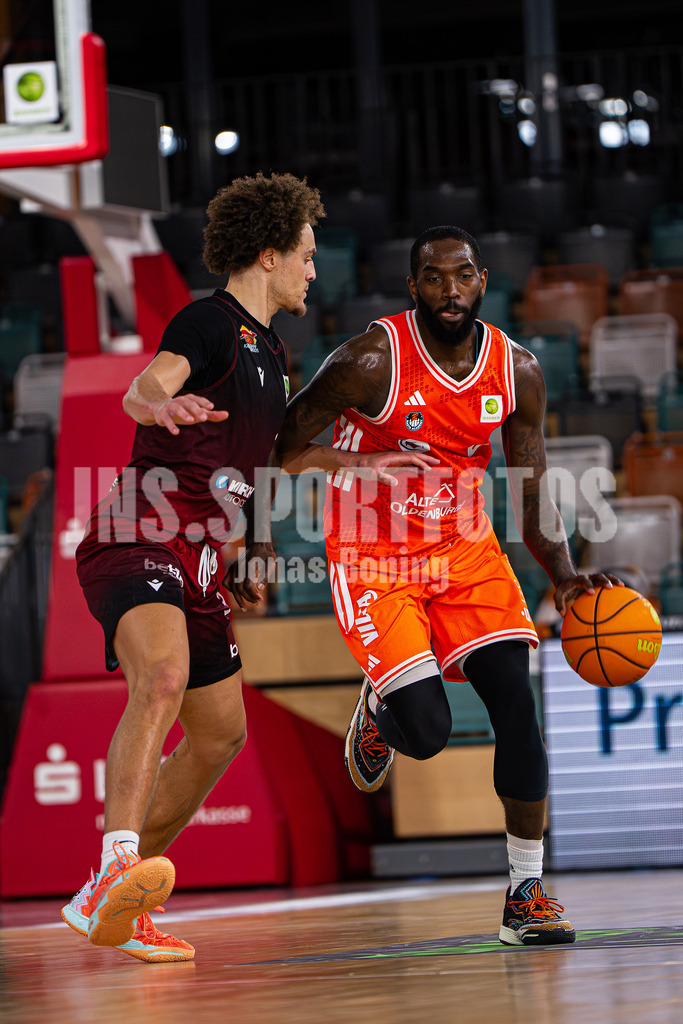 Basketball I Herren I Saison 2025-2026 I ProB Nord I 21. Spieltag I Rasta Vechta II - Iserlohn Kangaroos I 3326 | Aula Maarufu Sumbry (0, RASTA Vechta II) - Realisiert mit Pictrs.com