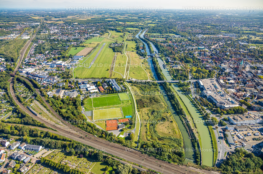 Hamm250901879 | Luftbild, Flugplattz Hamm-Lippewiesen und Erlebensraum am Datteln-Hamm-Kanal und Fluss Lippe, Kläranlage Hamm Mattenbeckeund Schleuse Hamm, Stadtbezirk Heessen, Hamm, Ruhrgebiet, Nordrhein-Westfalen, Deutschland