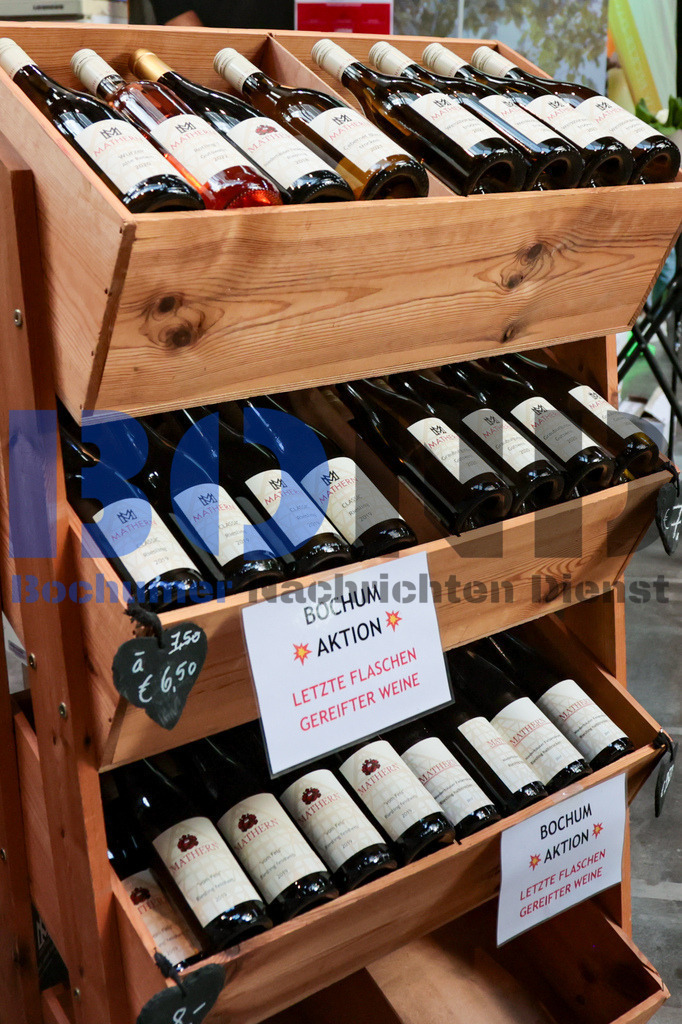 SEB_BOCWEI120240315-10 | bond - Realisiert mit Pictrs.com