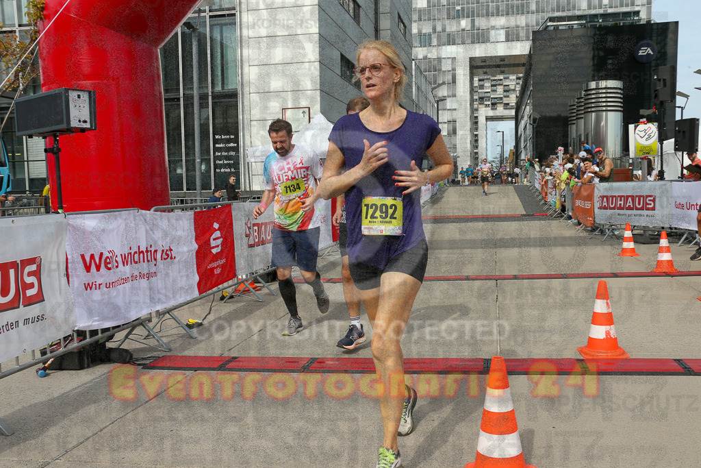 250920_1328_EX1_4820 | Sportfotografie im Rhein-Sieg Kreis, Köln, Bonn, NRW, Rheinland Pfalz, Hessen, etc. Unser Tätigkeitsfeld umfasst den Laufsport vom Volkslauf über den Marathon, Duathlon, Triathon bis zum Ultralauf wie Kölnpfad Ultra oder Schindertrail.