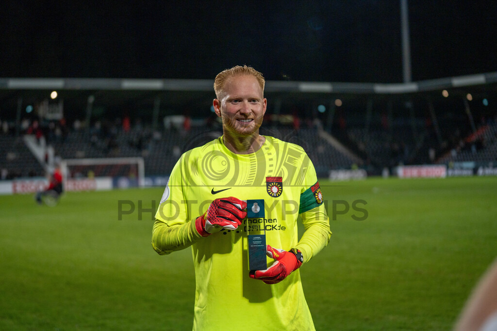 SG Sonnenhof Großaspach vs. Arminia Bielefeld, Fussball, DFB-Pokal, 1. Runde, 22.08.2026 | Maximilian Reule (SG Sonnenhof Großaspach, #01),SG Sonnenhof Großaspach vs. Arminia Bielefeld, Fussball, DFB-Pokal, 1. Runde, 22.08.2026,DFB regulations prohibit any use of photographs as image sequences and/or quasi-video