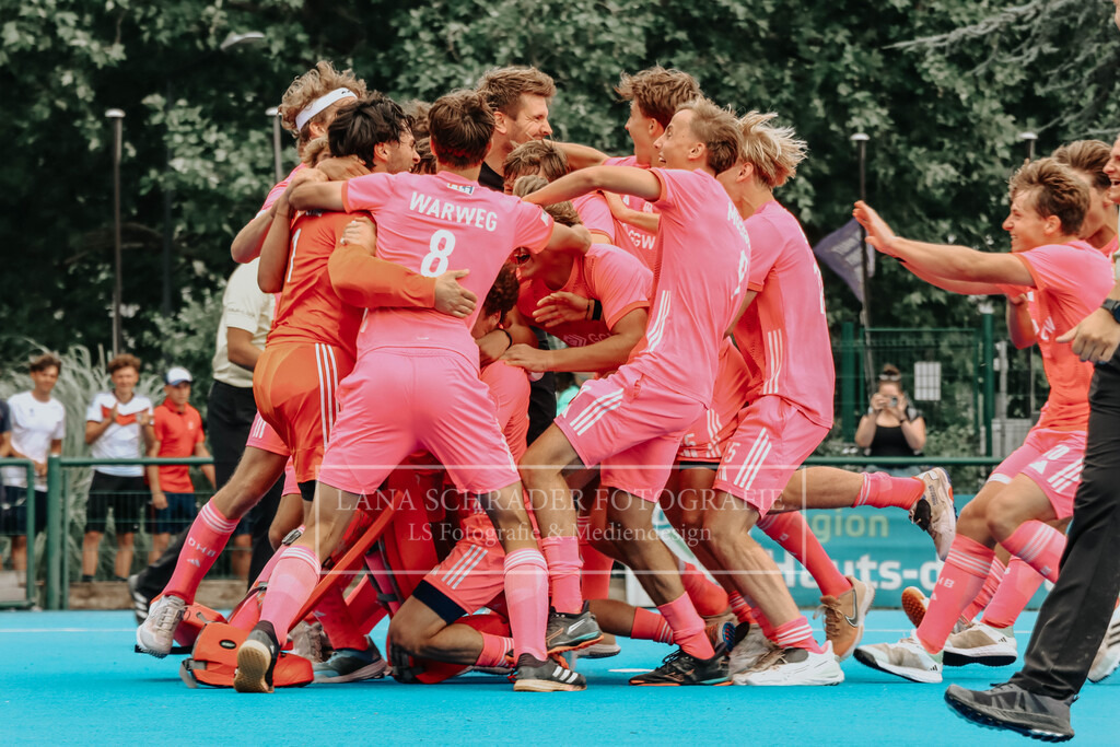 EM_MU18_F_GER-FRA_Lille_bearbeitet (331 von 433) | lanaschraderfotografie - Realisiert mit Pictrs.com