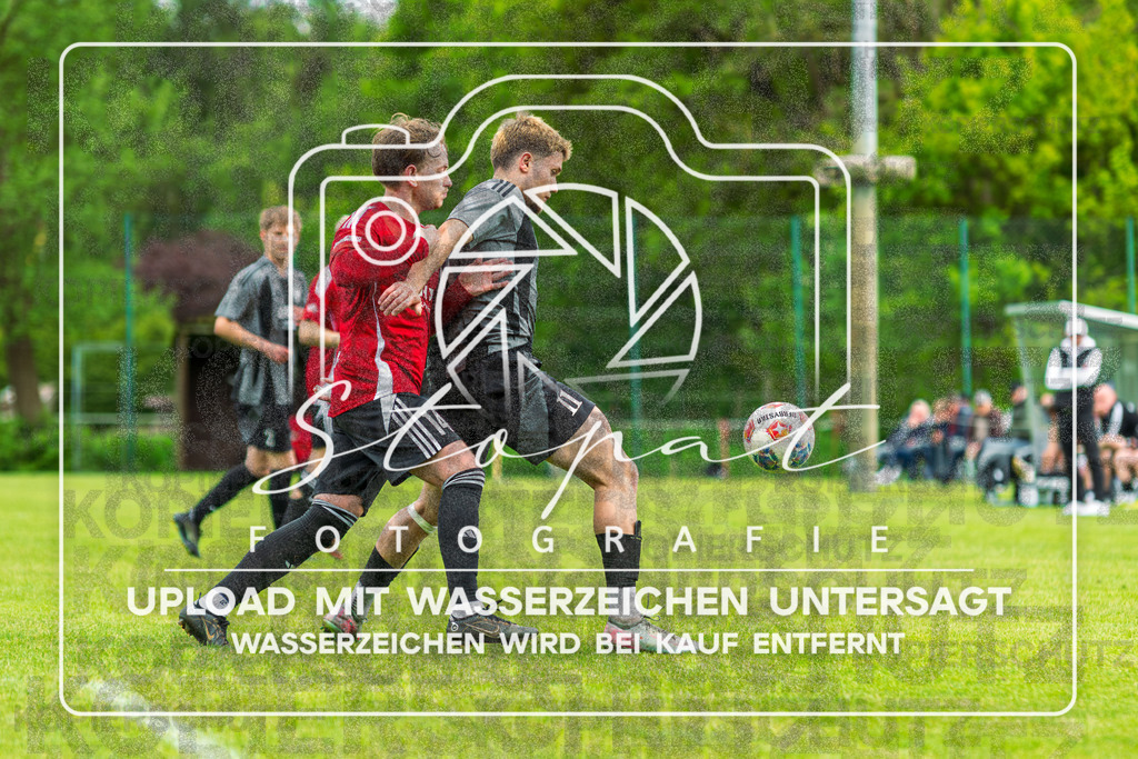Kreisliga Herren HK - FG Fulde-Stellichte vs. SG Benefeld-Cordingen | Nick Flanz (SG Benefeld-Cordingen #14), Adam Jarkas (FG Fulde-Stellichte #11); Kreisliga Herren HK - FG Fulde-Stellichte vs. SG Benefeld-Cordingen am 17.05.2026 in Lehrdestadion, Stellichte - Realisiert mit Pictrs.com