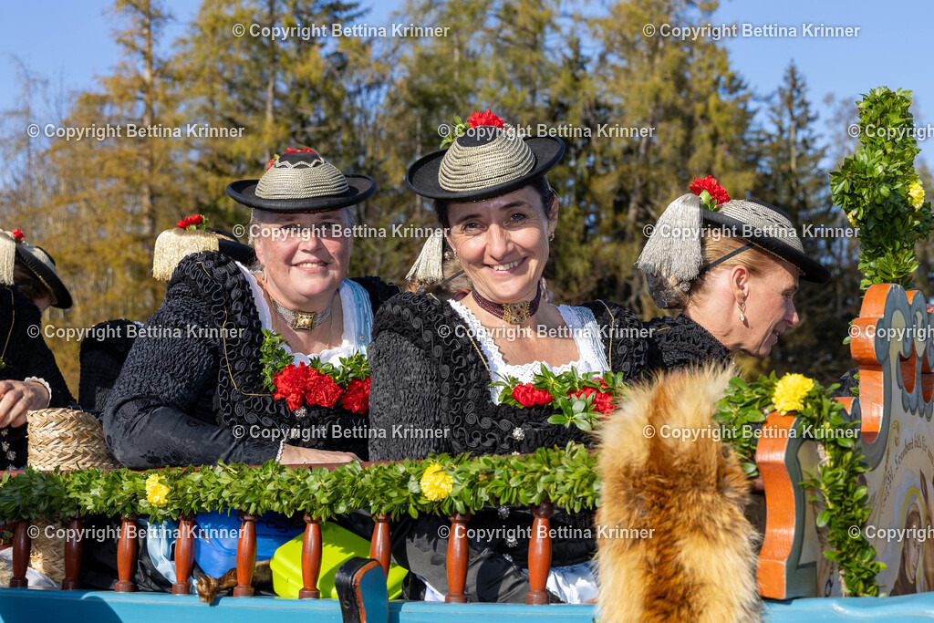 LBT24-1064 | foto-bettina-krinner - Realisiert mit Pictrs.com