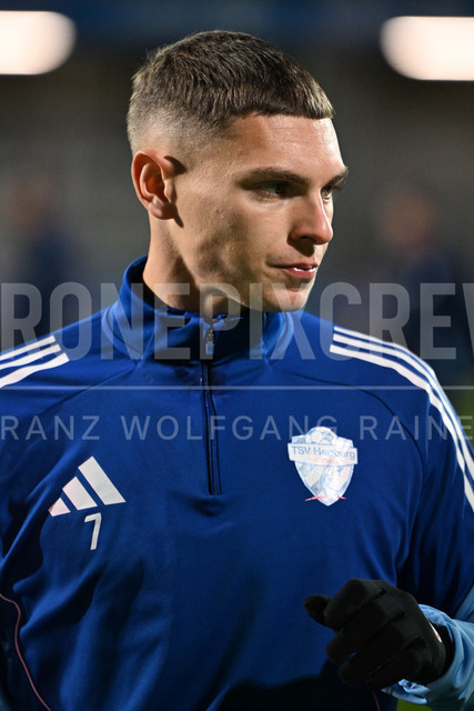 TSV Egger Glas Hartberg vs SV Oberbank Ried – Austrian Bundesliga Match | TSV Egger Glas Hartberg and SV Oberbank Ried. High-intensity match action, tackles, shots on goal, celebrations, fan atmosphere and stadium scenes captured in professional quality. The image shows Elias Havel (Hartberg).