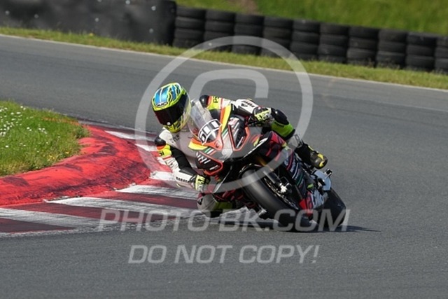 2024_06_21_PBK_13481 | Sportfotografie; SlowMotion; Video; Rennstrecke; Hafeneger; Speer; Racing; RSE; BMW; CBO; Trackday; Motorsportarena; Hockenheimring; Brno; Most; Barcelona; Valencia