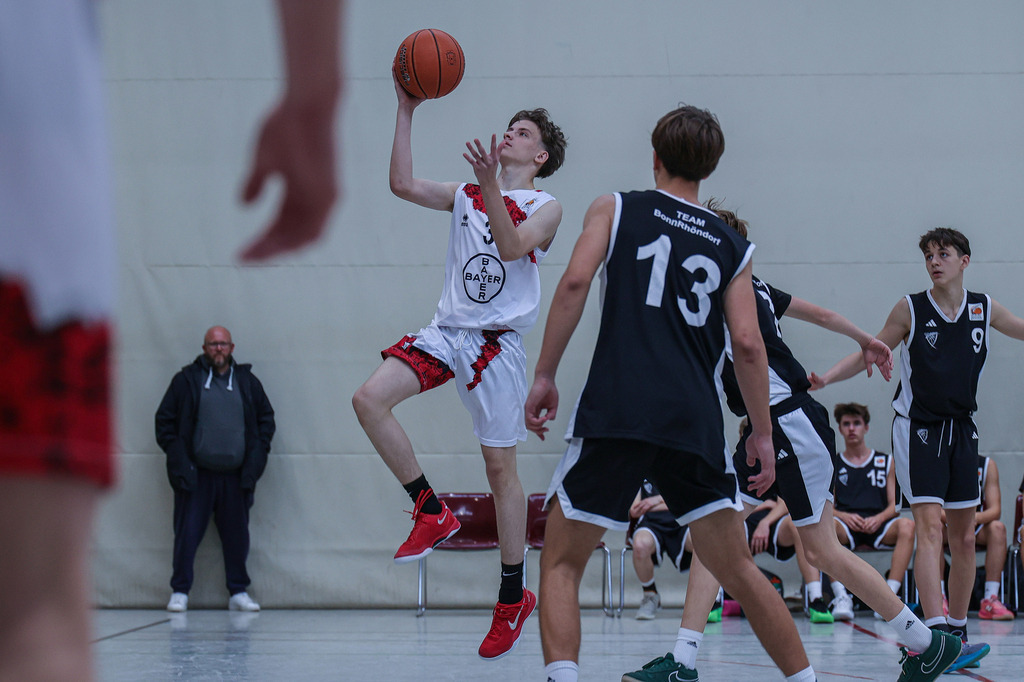 JBBL BAYER GIANTS vs Team BonnKöln RAG-104 | Fotos von Basketballspielen aus dem Raum NRW fotografiert von Gero Mueller-Laschet und Daniel Schaefer - Realisiert mit Pictrs.com