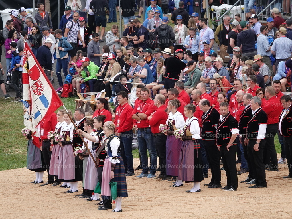 DSC04909 | Schwingen - Realisiert mit Pictrs.com