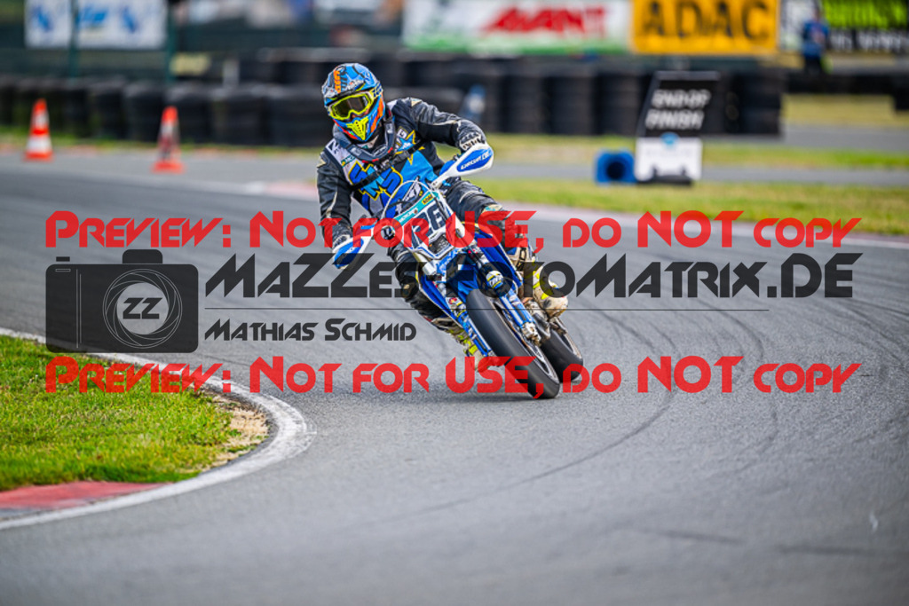 MaZZes_FotoMatrix_231001_5048 | UE40