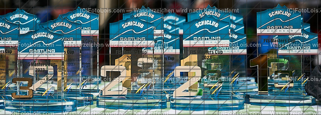 ALP1371_FMC-GS_Siegerehrung_Ehrenpreise | (C)FotoLois.com, Alois Spandl, FIS Masters Cup Ski Alpin 2023 Hochkar, GiantSlalom-Kategorie A-B-C, Fr 24. März 2023.