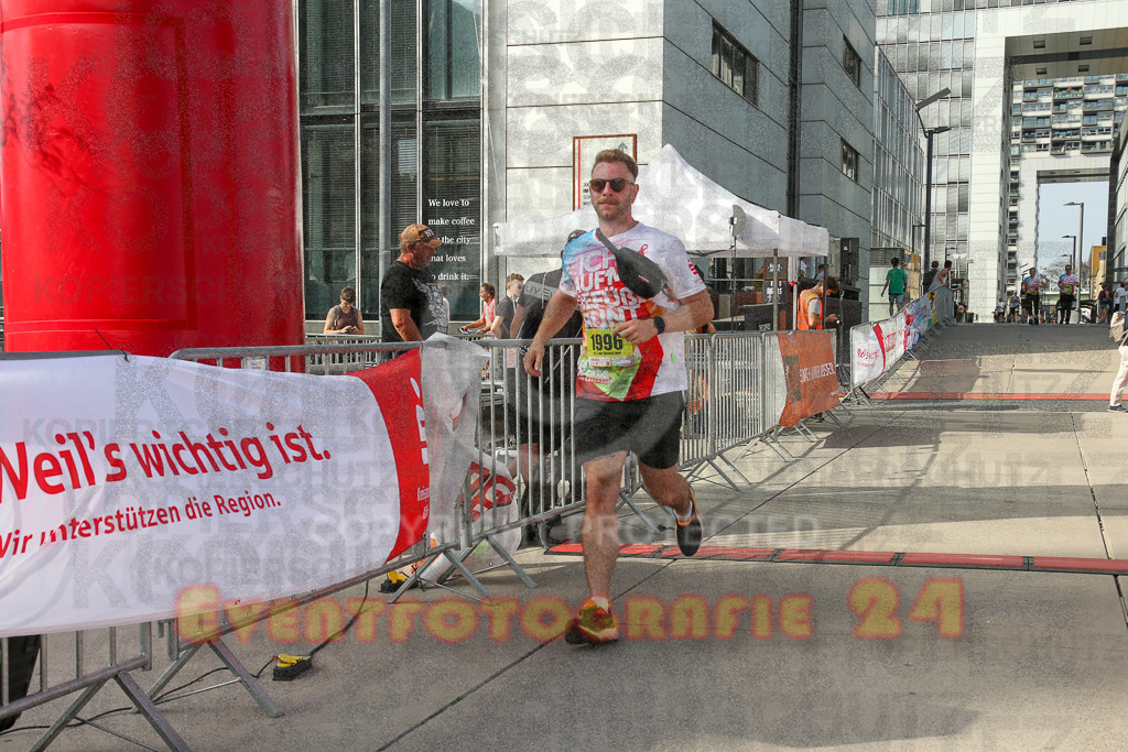 250920_1542_EX1_0517 | Sportfotografie im Rhein-Sieg Kreis, Köln, Bonn, NRW, Rheinland Pfalz, Hessen, etc. Unser Tätigkeitsfeld umfasst den Laufsport vom Volkslauf über den Marathon, Duathlon, Triathon bis zum Ultralauf wie Kölnpfad Ultra oder Schindertrail.