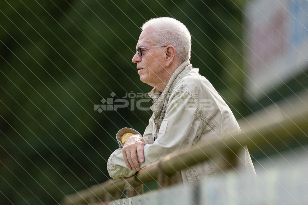 20250920_Picselweb-Fotografie_1R3_1510 | JFV D/A &amp; Stade - VfB Oldenburg0:1 VfB no70:2 VfB no70:3 VfB JFV Eigentor0:4 VfB no70:5 VfB no71:5 JFV no3 Jaric Jimenez-Voss2:5 JFV no9 Janko Sylvester3:5 JFV no16 Damian Elias Mihro Burekovic - Realisiert mit Pictrs.com