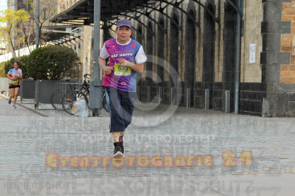 250920_1334_EV4_6096 | Sportfotografie im Rhein-Sieg Kreis, Köln, Bonn, NRW, Rheinland Pfalz, Hessen, etc. Unser Tätigkeitsfeld umfasst den Laufsport vom Volkslauf über den Marathon, Duathlon, Triathon bis zum Ultralauf wie Kölnpfad Ultra oder Schindertrail.
