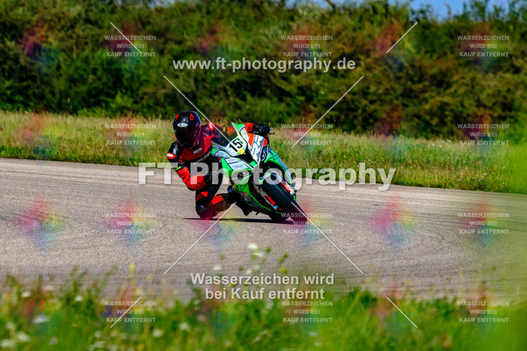 015-3385 | Hier findet Ihr Bilder von Touristenfahrten auf der Nürburgring Nordschleife oder von anderen Veranstaltungen die ich besucht habe. Viel Spass beim Durch Schauen 